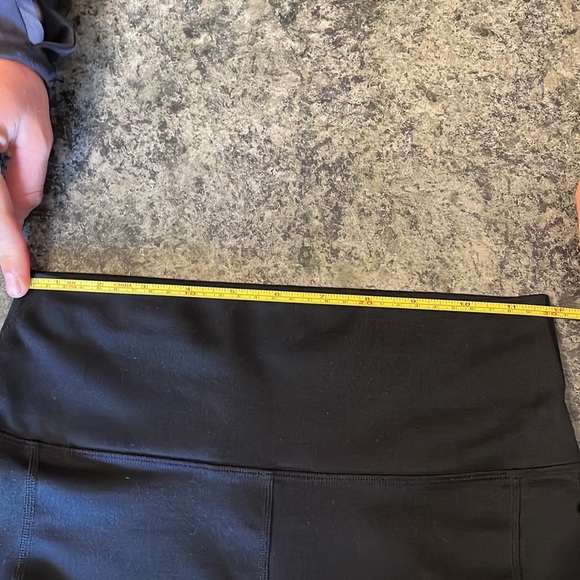 Fabletics power hold - Picture 3 of 4